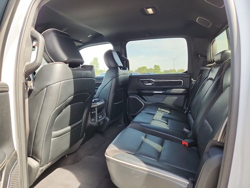 Used 2025 RAM 1500 Laramie AWD/4WD image 11