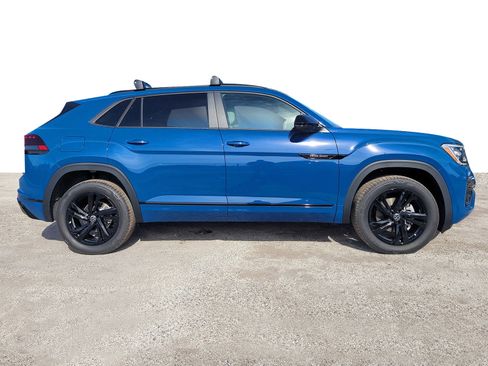 New 2026 Volkswagen Atlas Cross Sport SEL R-Line AWD/4WD image 5