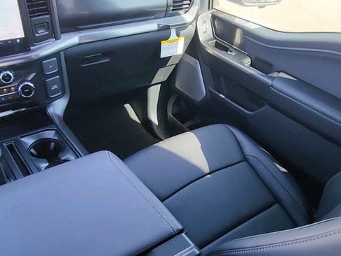 New 2025 Ford F150 Lariat w/ Equipment Group 502A High image 16