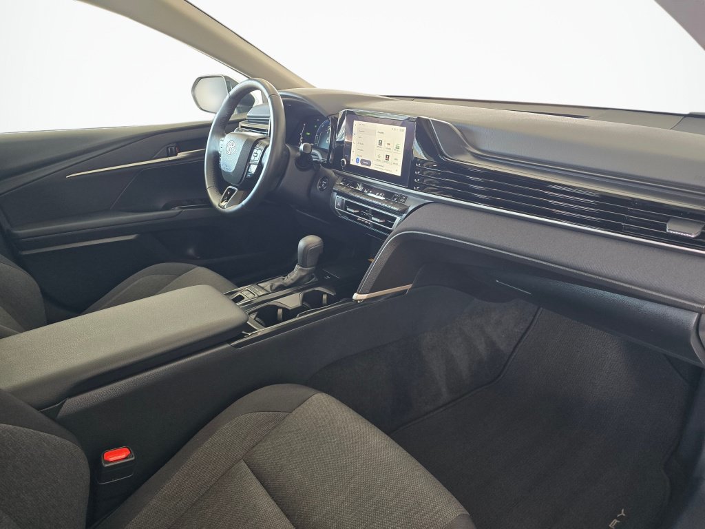 Used 2025 Toyota Camry LE w/ Convenience Package FWD image 44