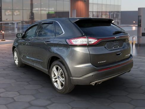 Used 2017 Ford Edge Titanium FWD image 6