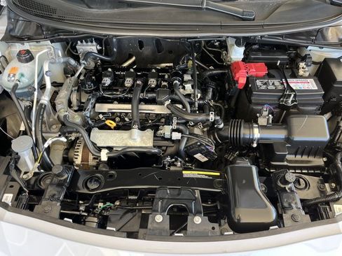 Used 2025 Nissan Versa SV image 21