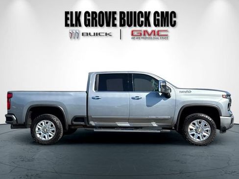 Used 2024 Chevrolet Silverado 3500 High Country w/ High Country Premium Package AWD/4WD image 3