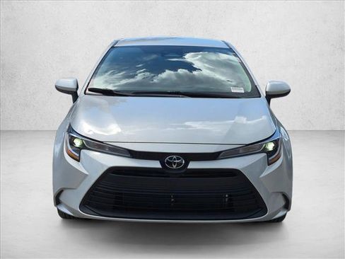 Used 2026 Toyota Corolla LE FWD image 2
