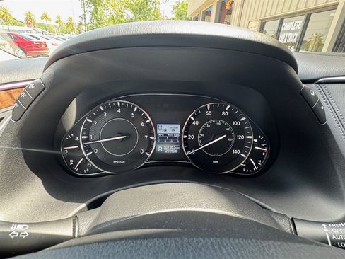 Used 2020 Nissan Armada SL w/ Premium Package image 7
