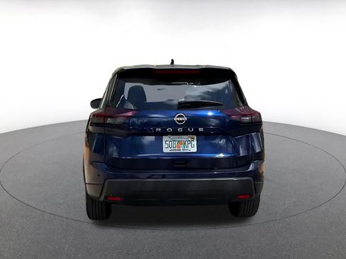 Used 2025 Nissan Rogue SV FWD image 12