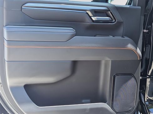 New 2025 GMC Sierra 2500 AT4 w/ AT4 Premium Plus Package image 13