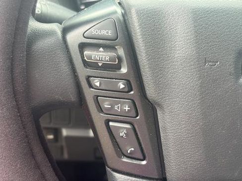 Used 2024 Nissan Frontier SV w/ Technology Package AWD/4WD image 15