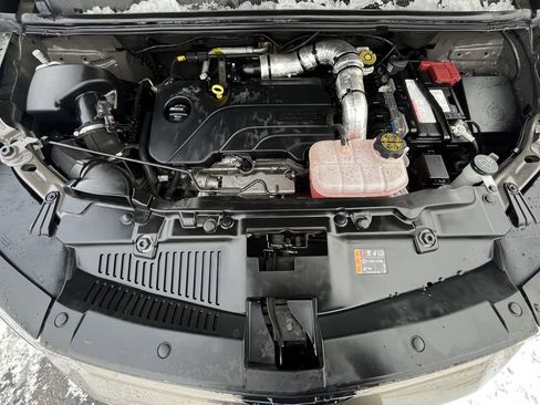 Certified 2022 Chevrolet Trax LT w/ Sport Edition image 9