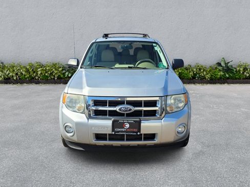 Used 2010 Ford Escape XLT FWD image 3