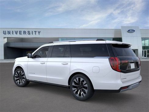 New 2025 Ford Expedition Max Platinum w/ Driver's Package image 4