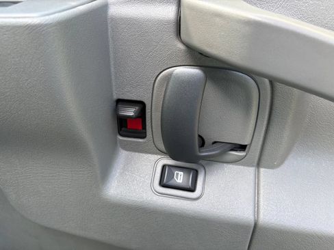 Used 2023 Chevrolet Express 3500 LS RWD image 31