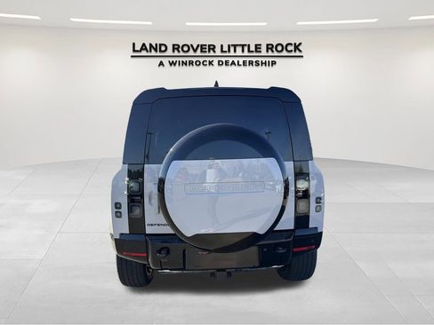 New 2026 Land Rover Defender 110 X-Dynamic SE image 6