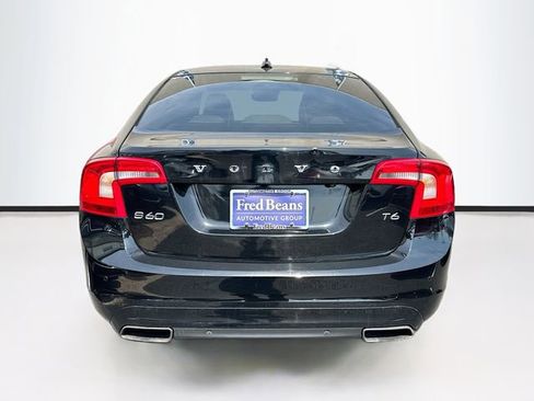 Used 2016 Volvo S60 T6 Platinum w/ Climate Package image 7