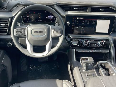New 2026 GMC Sierra 1500 Denali AWD/4WD image 17