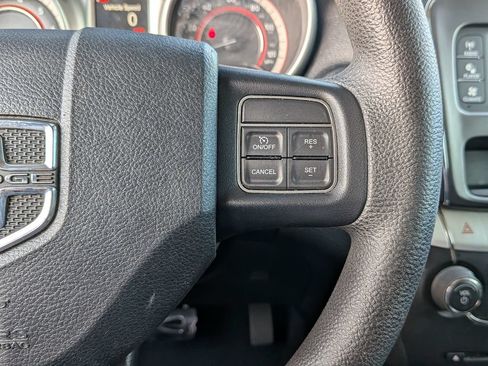 Used 2019 Dodge Journey SE FWD image 20