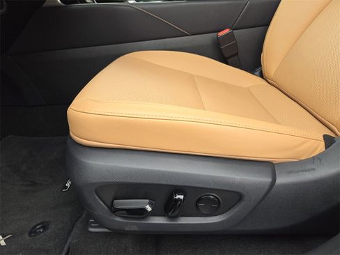 Used 2025 Lexus RX 350 Premium w/ Convenience Package image 24