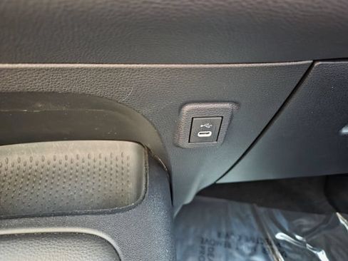Used 2025 Toyota Corolla LE FWD image 26