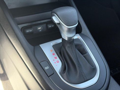 Used 2023 Kia Forte LXS FWD image 15