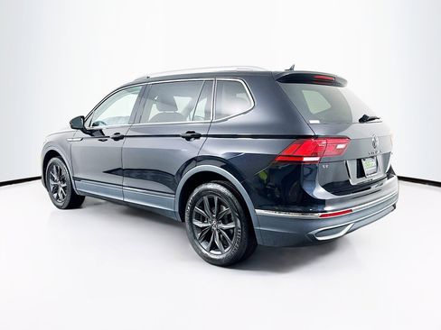 Used 2024 Volkswagen Tiguan SE image 5