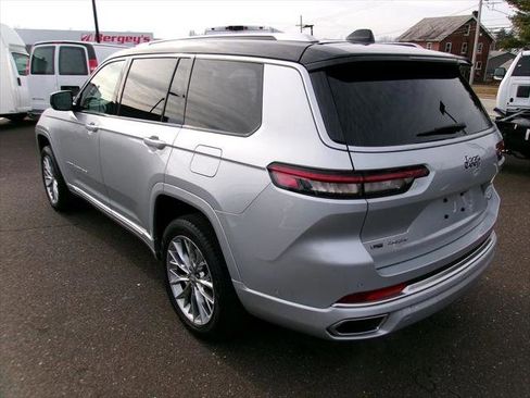 Certified 2023 Jeep Grand Cherokee L Summit w/ Luxury Tech Group V AWD/4WD image 3