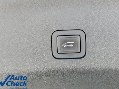 Used 2024 Cadillac Escalade Sport AWD/4WD image 11