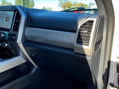 Used 2022 Ford F350 Lariat w/ Lariat Ultimate Package image 13