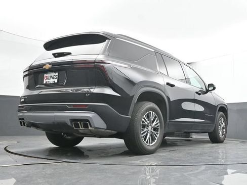 Used 2024 Chevrolet Traverse LT FWD image 45