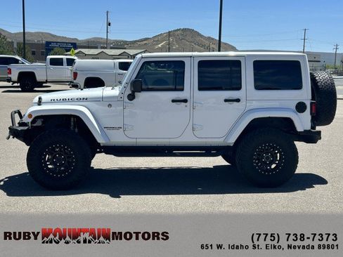 Used 2017 Jeep Wrangler Unlimited Rubicon w/ Connectivity Group AWD/4WD image 4