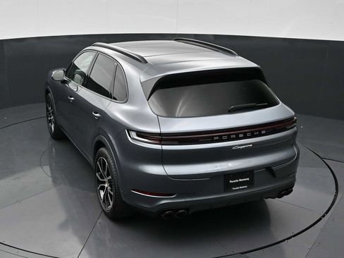 New 2026 Porsche Cayenne AWD/4WD image 31