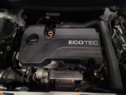 Used 2020 Chevrolet Equinox LT FWD image 30