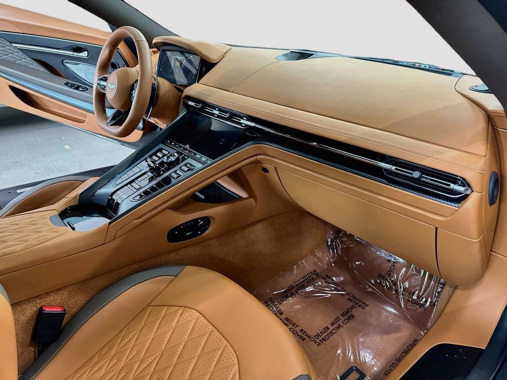 Used 2024 Aston Martin DB12 Coupe RWD image 35