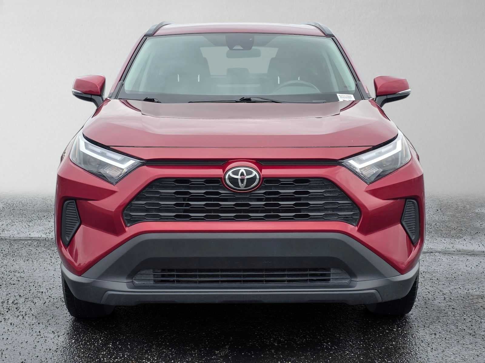 Used 2023 Toyota RAV4 XLE FWD image 8