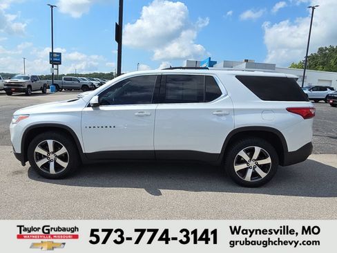 Used 2018 Chevrolet Traverse LT FWD image 5