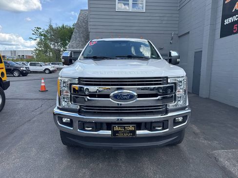 Used 2017 Ford F250 Lariat w/ Chrome Package AWD/4WD image 2