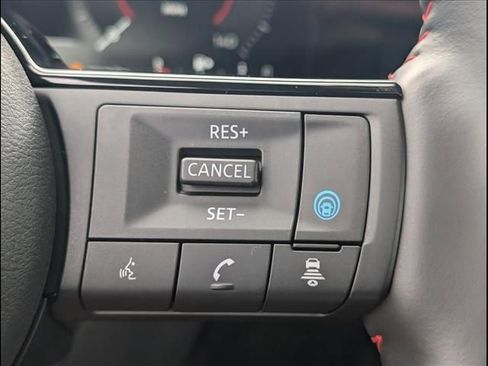 Used 2025 Nissan Kicks SR w/ SR Premium Package AWD/4WD image 16