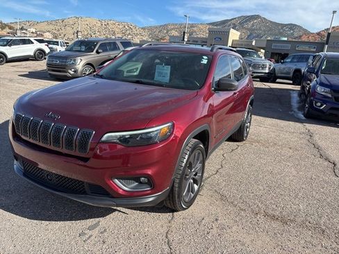 Used 2021 Jeep Cherokee Latitude Lux 80th Anniv w/ Quick Order Package 26U 80TH image 3