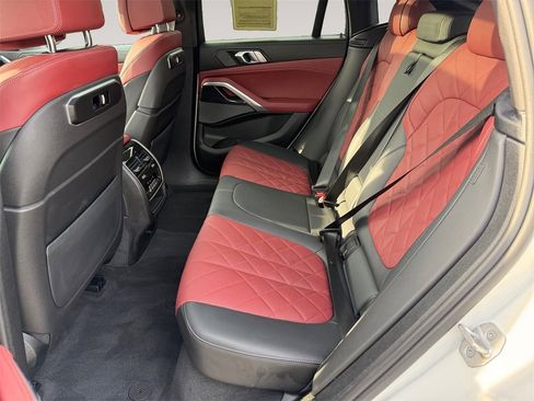 Certified 2024 BMW X6 xDrive40i w/ Premium Package image 13