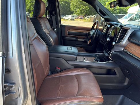 Used 2020 RAM 2500 Limited AWD/4WD image 11
