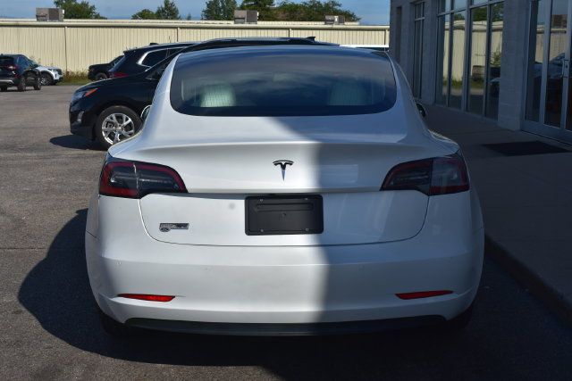 Used 2020 Tesla Model 3 Standard Range Plus RWD image 11