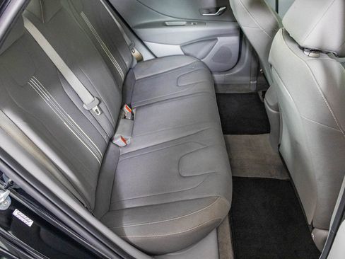 Used 2022 Hyundai Elantra SEL w/ Cargo Package image 36