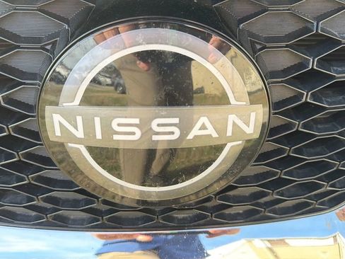 Used 2023 Nissan Maxima SV w/ Floor Mat Group image 10