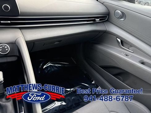 Used 2021 Hyundai Elantra SE w/ Cargo Package FWD image 21