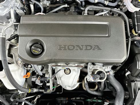 Used 2025 Honda Civic Sport image 31