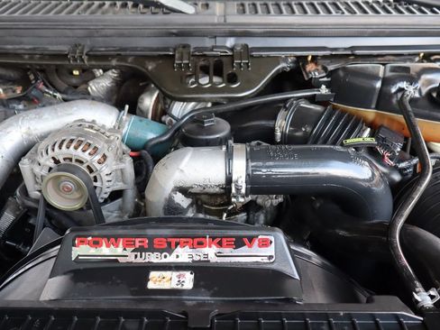 Used 2005 Ford Excursion Limited AWD/4WD image 39