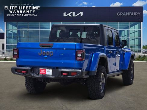 Used 2023 Jeep Gladiator Rubicon w/ Cold Weather Group AWD/4WD image 5