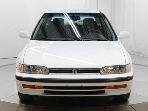 Used 1993 Honda Accord LX image 3