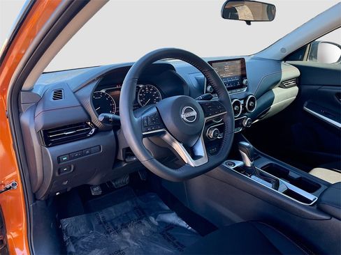 Used 2024 Nissan Sentra SR image 9