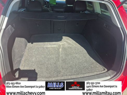 Used 2017 Volkswagen Golf Alltrack image 17