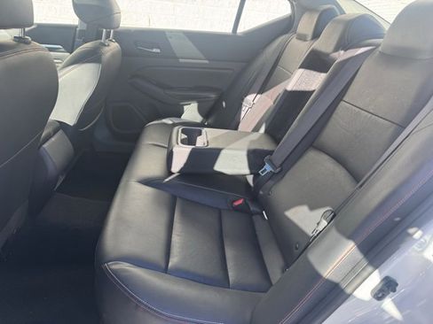 Used 2023 Nissan Altima 2.5 SR w/ SR Premium Package image 21